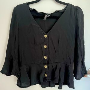 Size 10 ruffle sleeve H&M blouse
